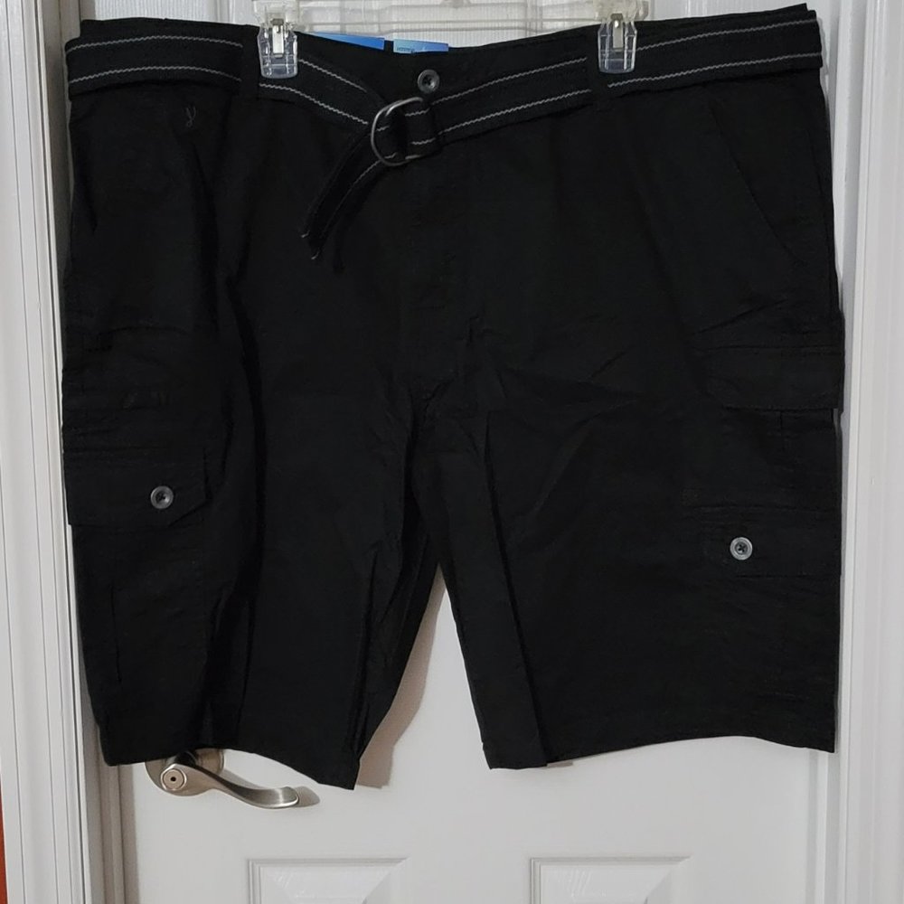 Men's - IRON COMPANY - Black Cargo Shorts - Size 44